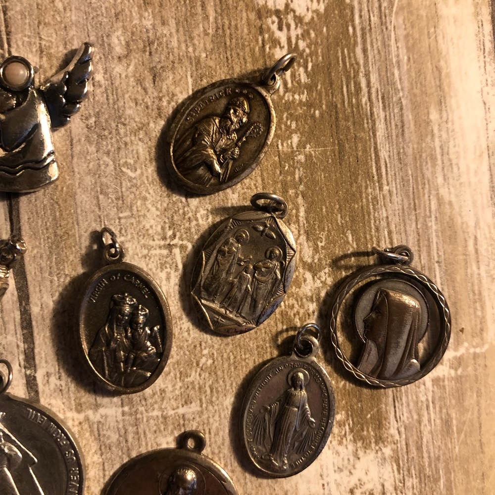 Religious charms - Picture 4 of 4